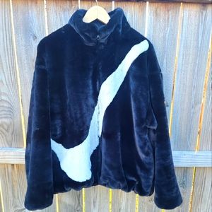 Nike Swoosh Sportswear Fur Jacket Size XL
